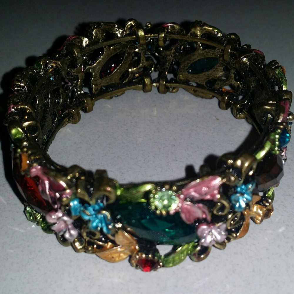 Bangled Up - Picture 2 of 4